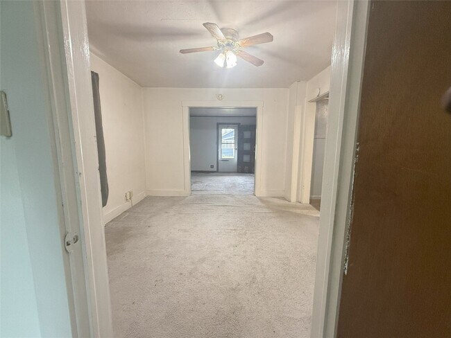 310 Birdsall St in Endicott, NY - Building Photo - Building Photo