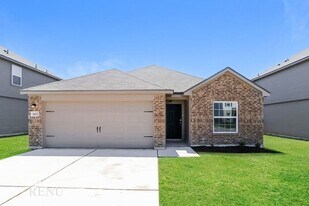 14117 Hacienda Ests Dr in Elgin, TX - Building Photo