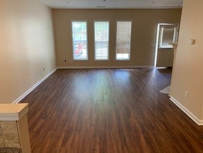 179 Riverstone Commons Cir in Canton, GA - Building Photo - Building Photo