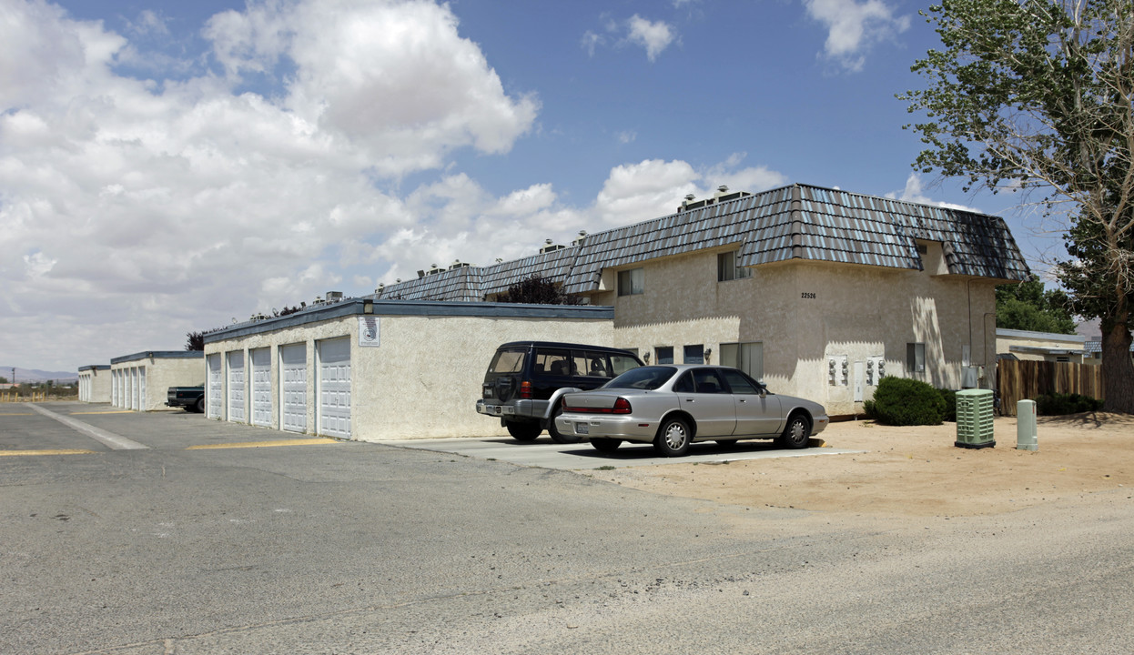 Apple Valley Townhomes in Apple Valley, CA - Building Photo