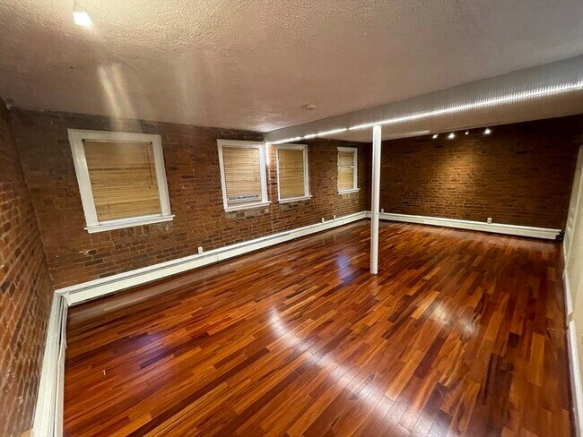 39 South St in Boston, MA - Building Photo - Building Photo