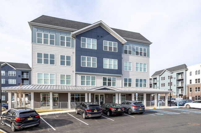 THE NEIL in Mount Laurel, NJ - Building Photo - Building Photo