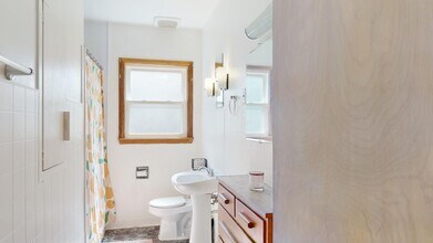 3132 Story St in Ames, IA - Building Photo - Building Photo