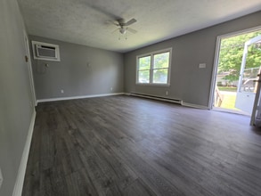 5 N Fern Ave in Highland Springs, VA - Building Photo - Building Photo