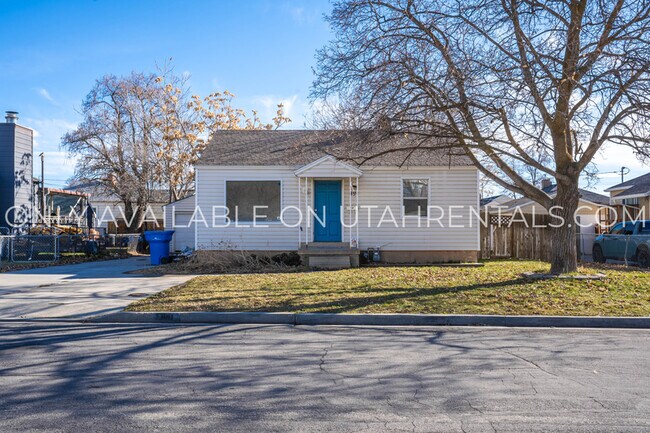 891 N 235 E St in Orem, UT - Building Photo - Building Photo
