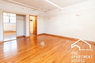 3820 N Sheffield Ave, Unit G in Chicago, IL - Foto de edificio - Building Photo