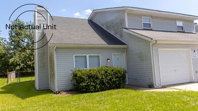 7220 N Moberly Dr in Columbia, MO - Building Photo - Building Photo