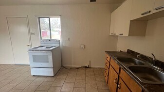 2017 Princess Jeanne Dr in Las Cruces, NM - Building Photo