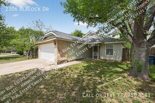 2306 Blalock Dr in Austin, TX - Building Photo