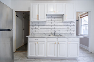 61-63-63 Atwater St in Bridgeport, CT - Building Photo - Building Photo