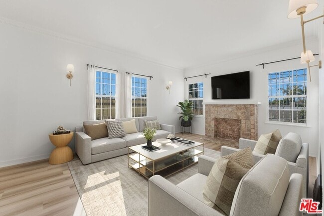 property at 1335 Redondo Blvd