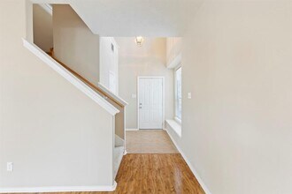 106 E Stedhill Loop in The Woodlands, TX - Building Photo - Building Photo