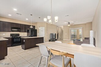 2150 W Alameda Rd in Phoenix, AZ - Building Photo - Building Photo