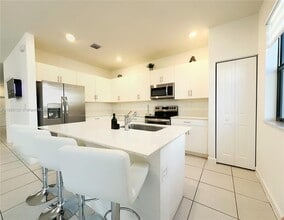 28625 SW 133rd Pl in Homestead, FL - Building Photo - Building Photo