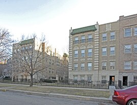 The James Building Apartments