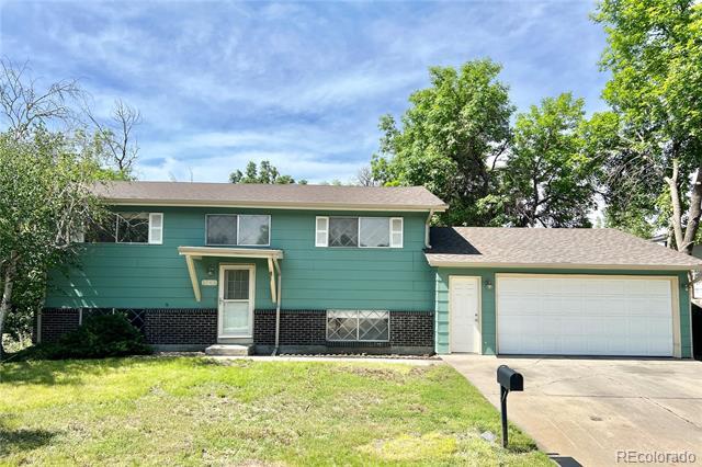 property at 1302 Quivira Dr