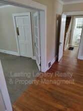 708 S Broad St in Winston-Salem, NC - Foto de edificio - Building Photo