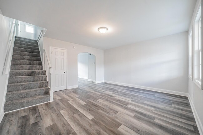 property at 1435 Dartmouth Ave