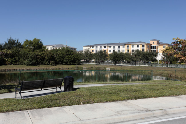 Douglas Gardens NorthMiami Jewish Health in Pembroke Pines, FL - Building Photo - Building Photo