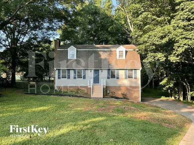 property at 732 Luxbury Rd