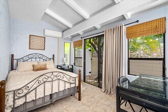 7438 Mokuhano Pl, Unit Hawaii Kai Valley Cottage in Honolulu, HI - Building Photo - Building Photo