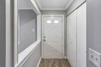 1703 Napa Valley Ct SE in Smyrna, GA - Building Photo - Building Photo