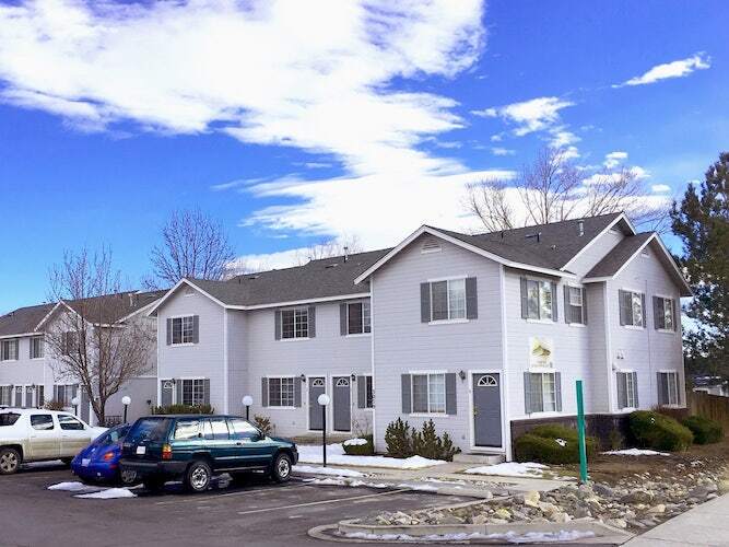 3129 Airport Rd, Unit 3 in Carson City, NV - Foto de edificio
