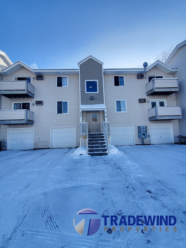 896 Wescott Sq Rentals in Eagan, MN