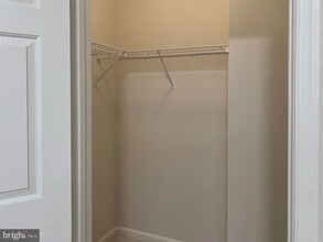 5124 Brittney Elyse Cir in Centreville, VA - Building Photo - Building Photo