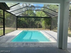 943 Everglades Blvd N in Naples, FL - Foto de edificio - Building Photo