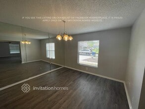 9749 Fox Chapel Rd in Tampa, FL - Building Photo - Building Photo