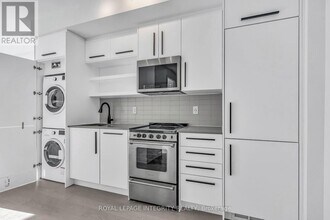 560 Rideau St in Ottawa, ON - Building Photo - Building Photo