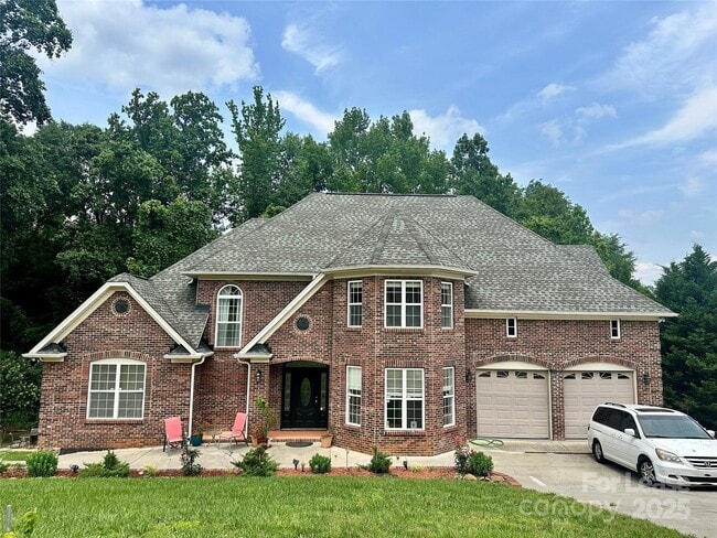 property at 8639 Willhill Rd