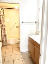 10650 E Tennessee Ave, Unit 402 in Aurora, CO - Building Photo