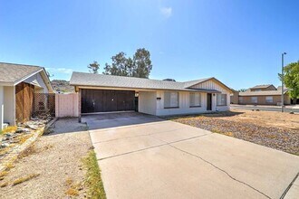 12601 N 21st Ave in Phoenix, AZ - Building Photo - Building Photo