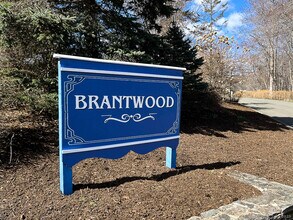 16 Brantwood Dr in Madison, CT - Building Photo - Building Photo