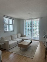1250 S Miami Ave in Miami, FL - Building Photo