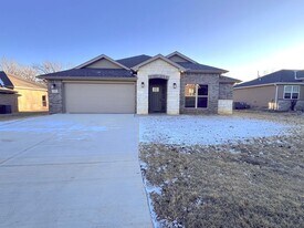 410 Marshall Ave in Carl Junction, MO - Building Photo