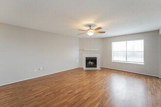 8906 Belle Glen Dr in Houston, TX - Building Photo - Building Photo