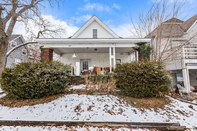 property at 708 N 18th St