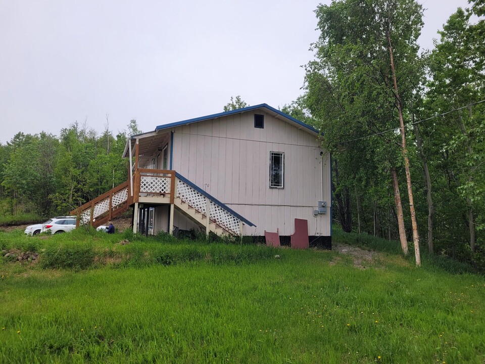 6601 Verbonclouer Dr in Wasilla, AK - Building Photo