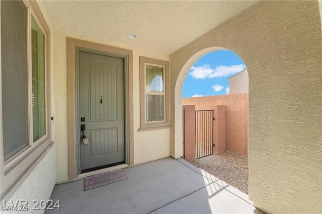 6728 Towerstone St in North Las Vegas, NV - Building Photo - Building Photo