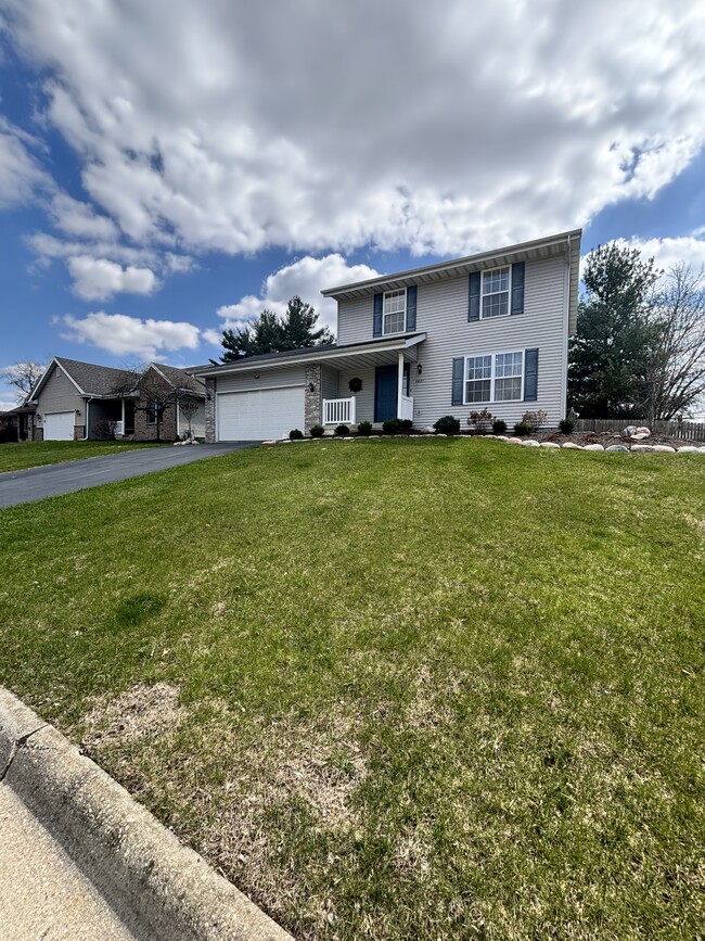 6631 Wellingham Cir in Rockford, IL - Foto de edificio - Building Photo