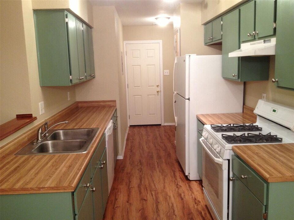 403 Cypress Ln in Round Rock, TX - Building Photo