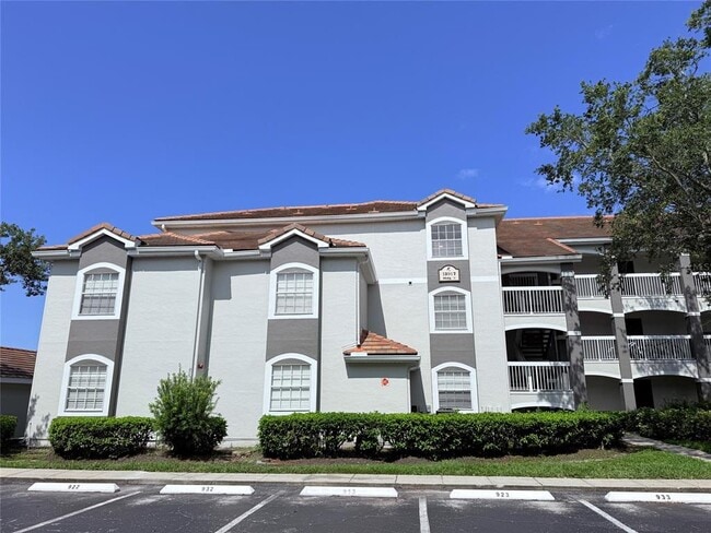 property at 13917 Fairway Island Dr