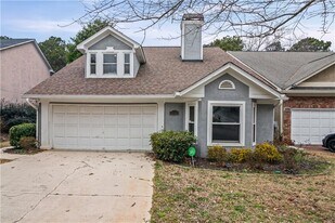 2298 Goodwood Blvd SE in Smyrna, GA - Building Photo