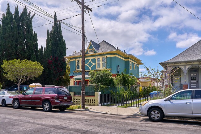 1016 W 21st St in Los Angeles, CA - Building Photo - Building Photo