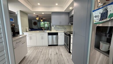 12 Willowbrook Ln in Delray Beach, FL - Building Photo - Building Photo