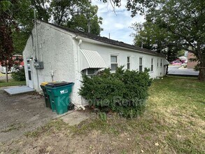 109 W Hale St in Spring Hill, KS - Building Photo - Building Photo