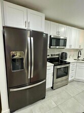 160 Pacific St in Copiague, NY - Building Photo - Building Photo